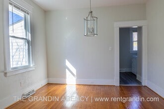 4705 Surrey Ave NW in Roanoke, VA - Building Photo - Building Photo