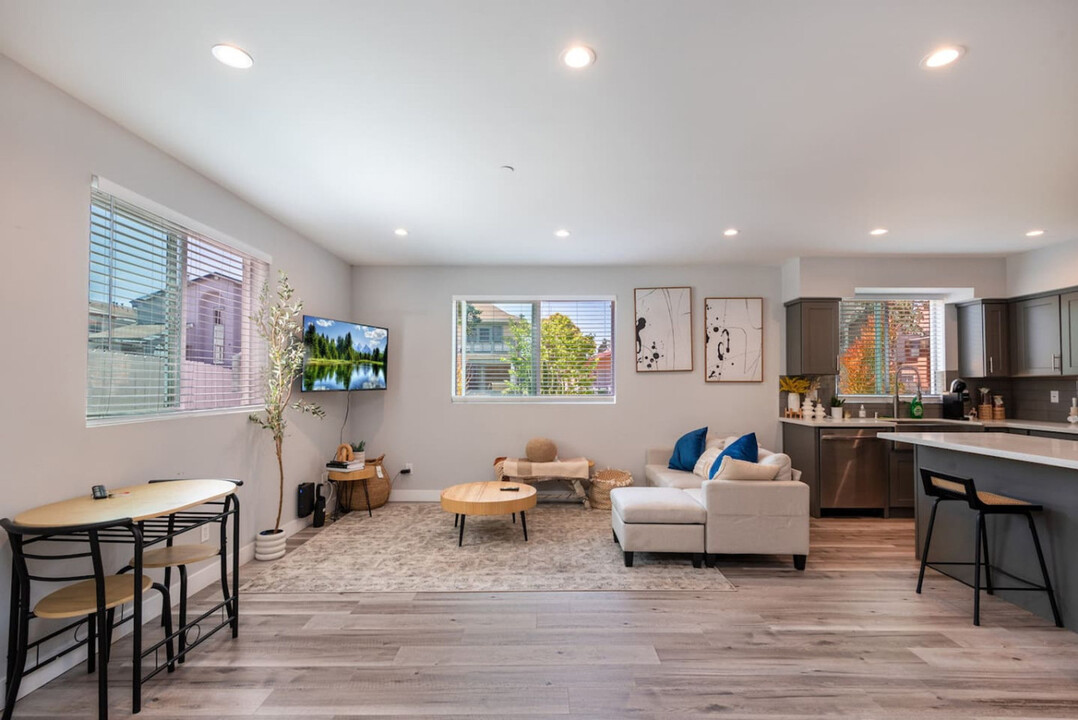 8500 Wilshire Blvd-Unit -ID1042985P in Beverly Hills, CA - Foto de edificio