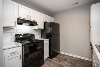 Rocky View Apartments in Knoxville, TN - Building Photo - Interior Photo