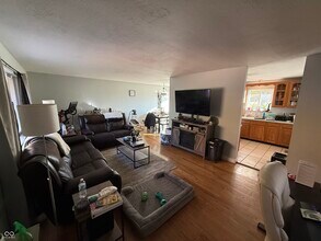 8667 N Ricks Dr E in McCordsville, IN - Building Photo - Building Photo