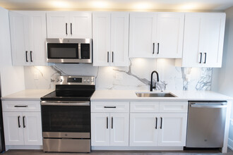 2626 Cecil B. Moore Ave, Unit 3 in Philadelphia, PA - Building Photo - Building Photo