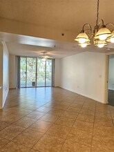 2731 Ocean Club Blvd in Hollywood, FL - Building Photo - Building Photo