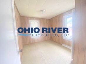 354 W 40th St in Shadyside, OH - Building Photo - Building Photo