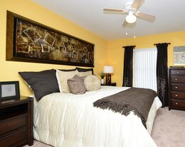 Lago Del Sol Apartments