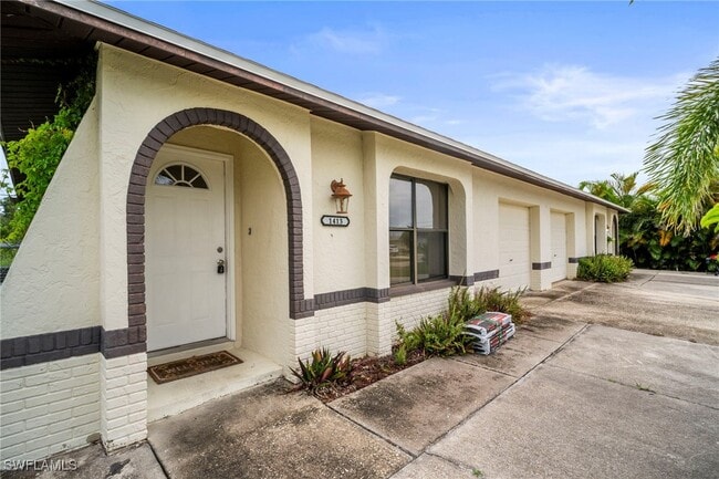 1413 SE 23rd Pl in Cape Coral, FL - Building Photo - Building Photo