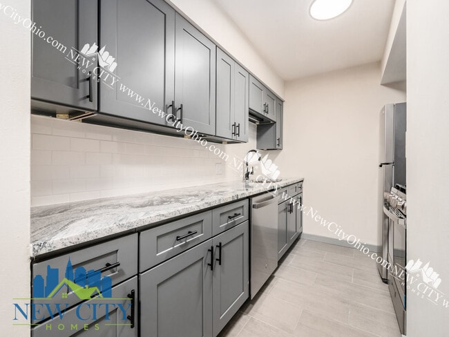 Columbus Apartments in Columbus, OH - Building Photo - Building Photo