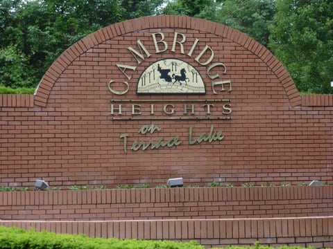 390 Cambridge Dr in Butler, NJ - Building Photo - Building Photo