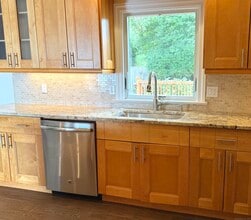 267 Weed Ave in Stamford, CT - Building Photo - Building Photo