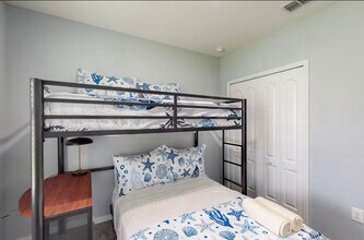 438 SW Naftal Pl in Port St. Lucie, FL - Building Photo - Building Photo