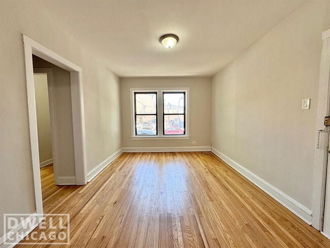 2648 N Spaulding Ave in Chicago, IL - Foto de edificio - Building Photo