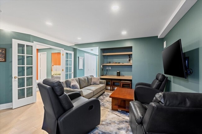 40 E Delaware Pl, Unit 805 in Chicago, IL - Foto de edificio - Building Photo