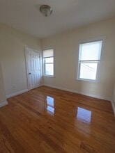 92 Lucerne St, Unit 2 in Boston, MA - Building Photo - Building Photo