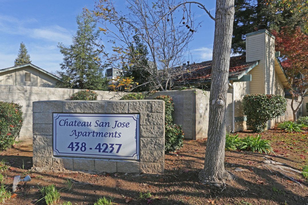 Chateau San Jose Apartments in Fresno, CA - Foto de edificio