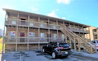 (ACH F) 539 South Old Sevierville Pike in Seymour, TN - Building Photo