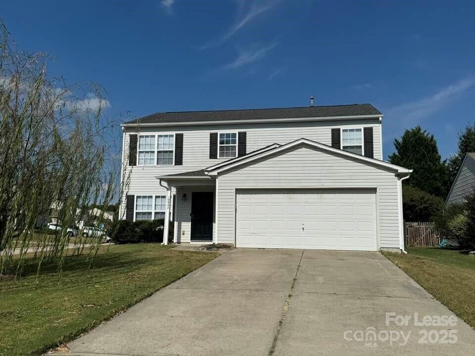 10942 Dry Stone Dr in Huntersville, NC - Building Photo