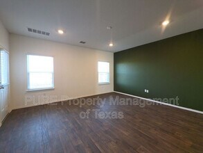 18612 Cremello Dr in Manor, TX - Building Photo - Building Photo
