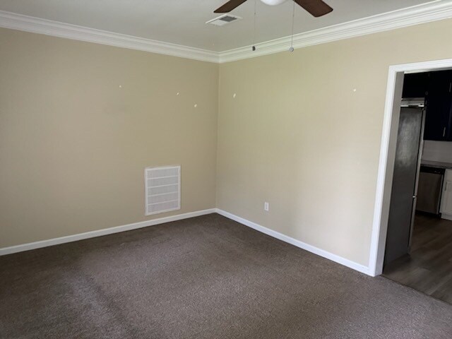 155 Pine St in Bridge City, TX - Building Photo - Building Photo