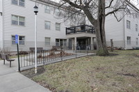 Catalpa Tree Apartments in Savannah, MO - Foto de edificio - Building Photo