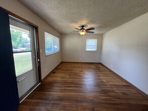 1001 E 5th Ave in Stillwater, OK - Building Photo - Building Photo