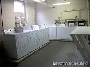 137 Park Dr, Unit 14 in Boston, MA - Building Photo - Building Photo