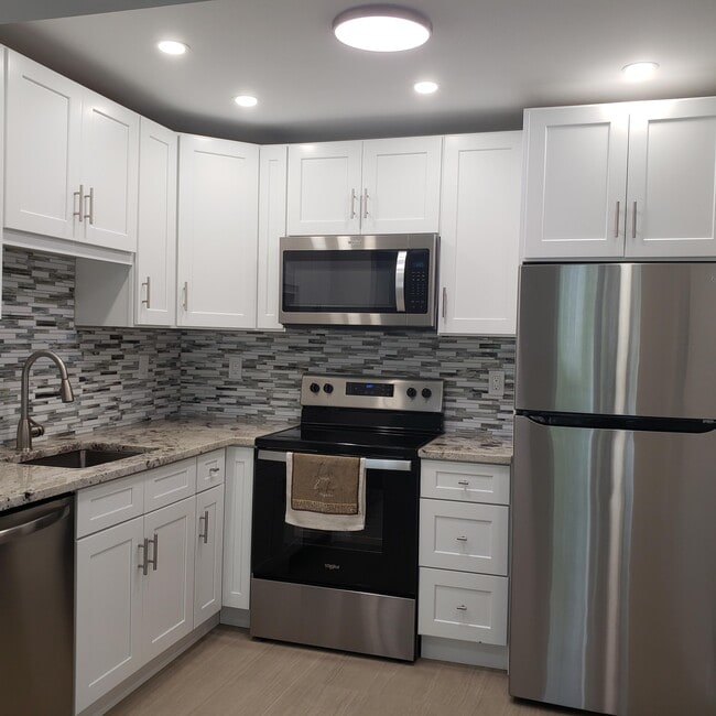 property at 912 Flanders S