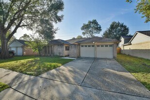 4831 Bridgemont Ln in Spring, TX - Building Photo