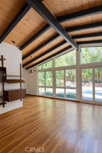 16439 Kingsbury St in Los Angeles, CA - Building Photo - Building Photo