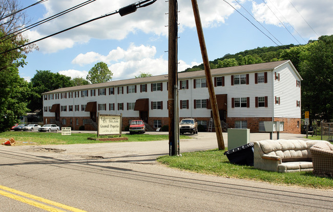 Riverside Landing in Nitro, WV - Building Photo - Building Photo