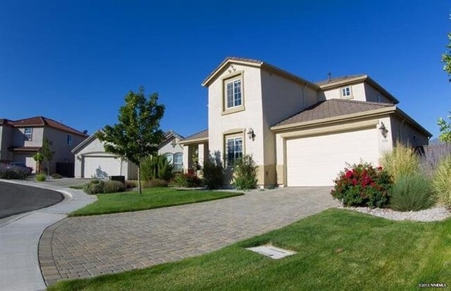 7725 Opal Bluff Dr in Reno, NV - Building Photo - Building Photo