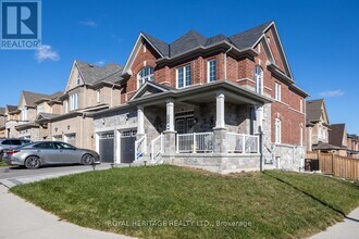 191 Lyle Dr in Clarington, ON - Building Photo - Building Photo