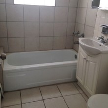 14446 S Torrence Ave in Burnham, IL - Foto de edificio - Interior Photo