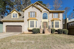 2324 Luther Terrace SW in Marietta, GA - Building Photo