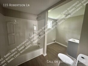 115 Robertson Ln in Danville, KY - Building Photo - Building Photo