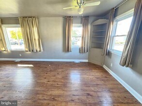 11 Drexel Ave in Stratford, NJ - Building Photo - Building Photo