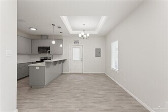 4705 Mulberry Ave in McAllen, TX - Building Photo - Building Photo