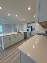 827 Cypress Creek Run in St. Cloud, FL - Building Photo - Building Photo