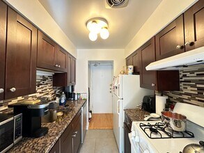 3710 N Pine Grove Ave in Chicago, IL - Building Photo - Building Photo
