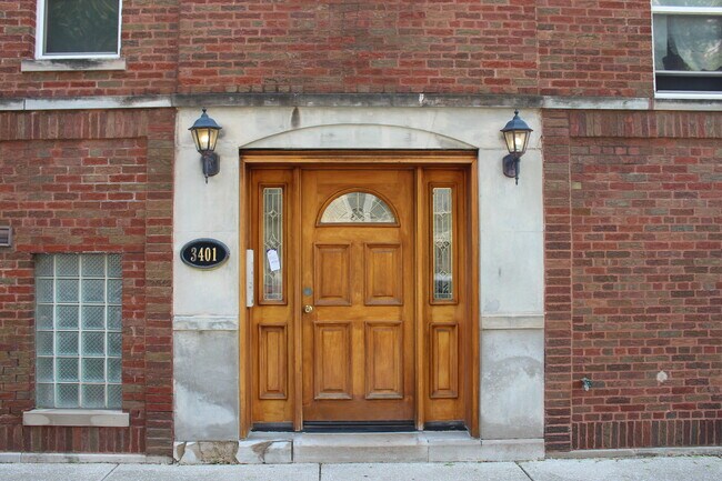 3401 W Hollywood Ave in Chicago, IL - Building Photo - Building Photo
