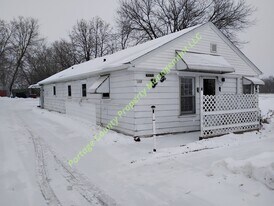208 S Palmetto Ave in Marshfield, WI - Building Photo