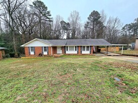 3 Valleybrook Ct in Sumter, SC - Building Photo