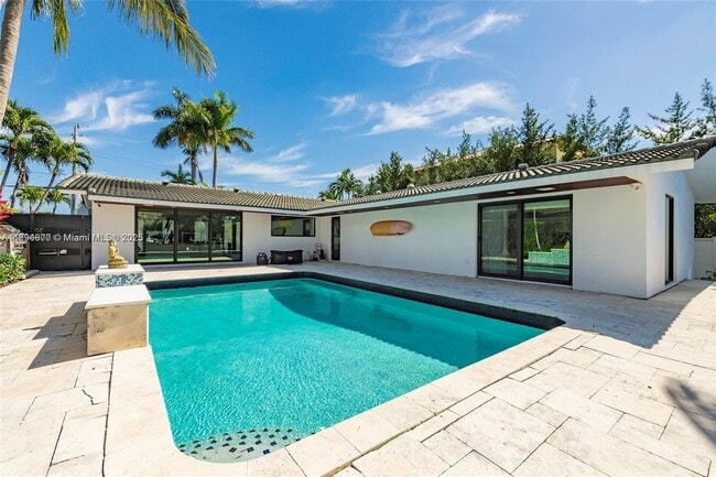 property at 2020 NE 121st Rd