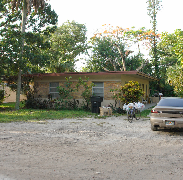 1040-1050 SW 28th St in Fort Lauderdale, FL - Building Photo