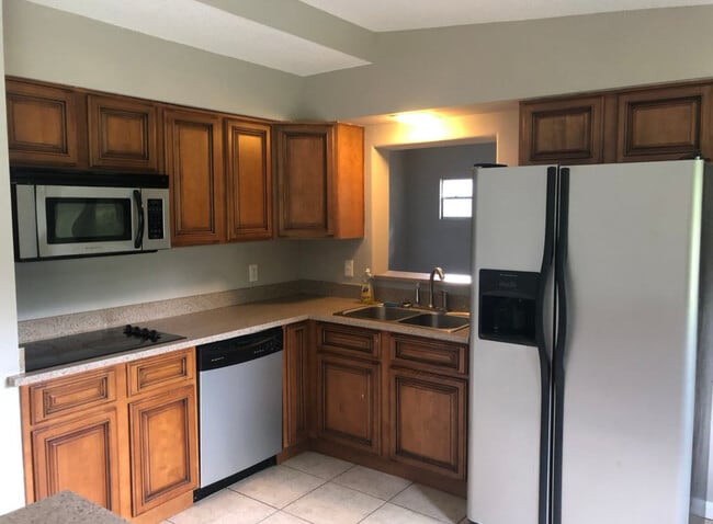 527 Baisden Rd in Jacksonville, FL - Building Photo - Building Photo