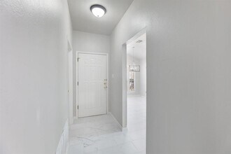 9505 Woodvale Dr in Austin, TX - Building Photo - Building Photo