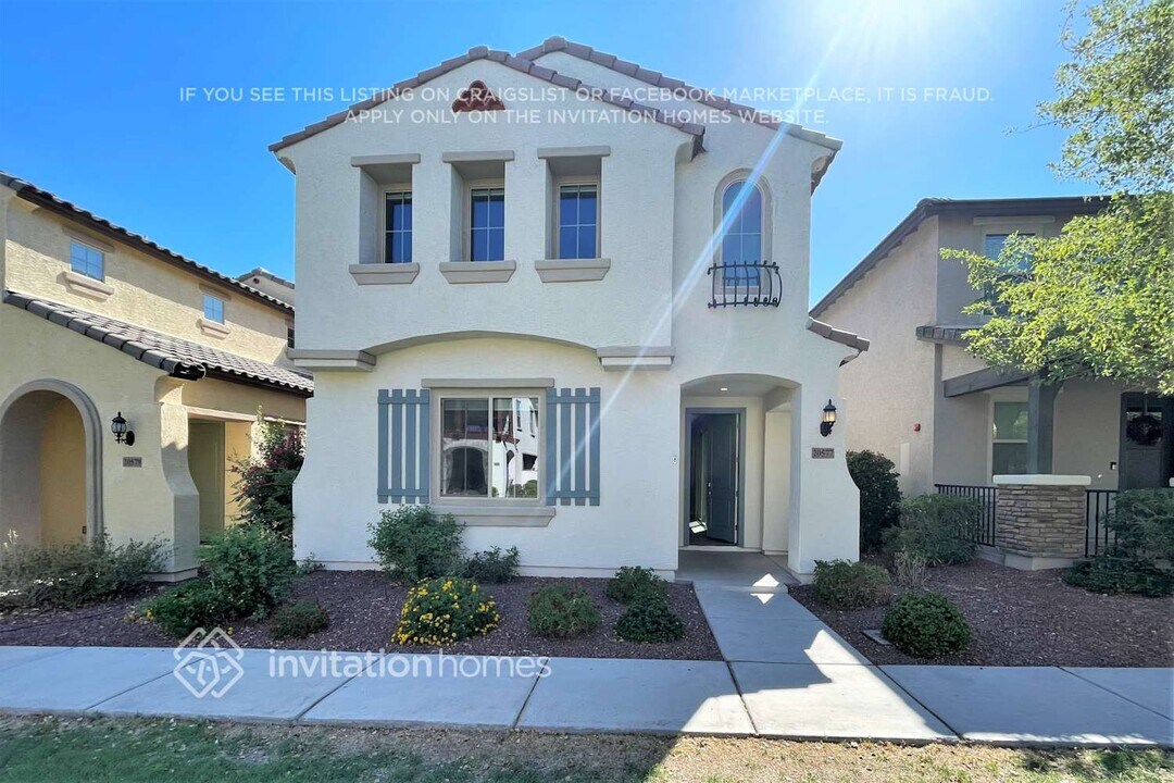 20577 W Terrace Ln in Buckeye, AZ - Building Photo