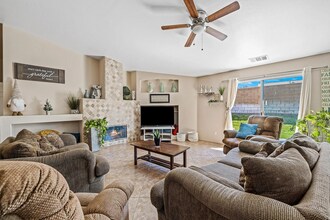 41250 Doak St in Indio, CA - Building Photo - Building Photo