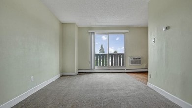 The Mews in Prince Albert, SK - Building Photo - Interior Photo