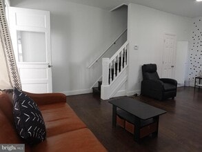 6139 Larchwood Ave in Philadelphia, PA - Building Photo - Building Photo