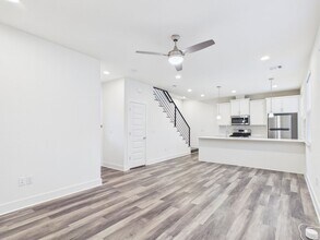 6102 Caddie St in Austin, TX - Building Photo - Building Photo