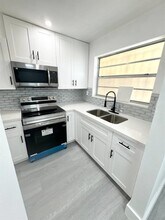 453 SW 2nd St in Miami, FL - Building Photo - Building Photo
